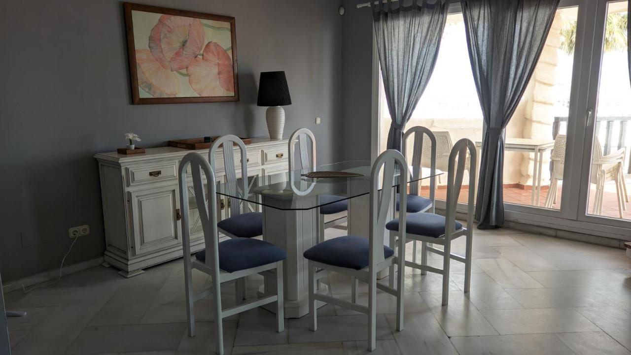 Apartamento Puerto Marina เบนัลมาเดนา ภายนอก รูปภาพ